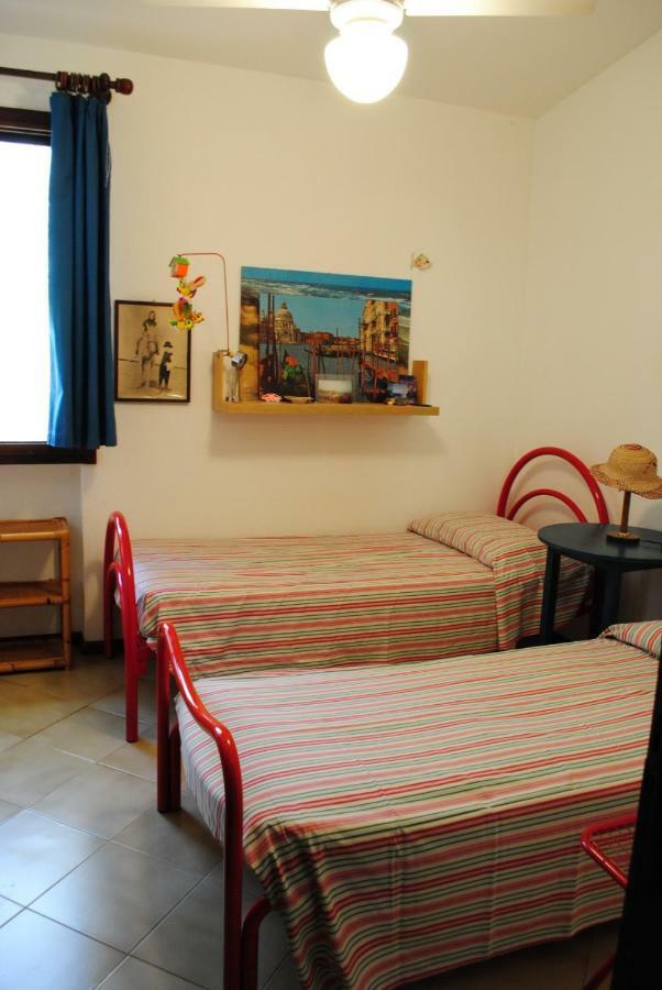 Via Dei Pini Villa Форт Вилидж Екстериор снимка