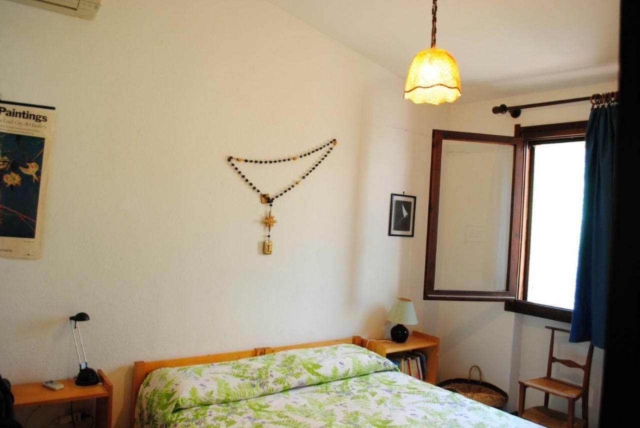Via Dei Pini Villa Форт Вилидж Екстериор снимка